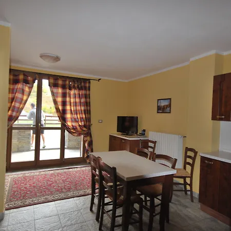 Edelweiss - Estella Collection Апарт-отель 4*