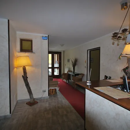 Aparthotel Edelweiss - Estella Collection 4*