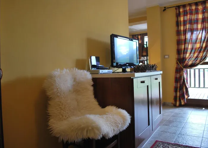 Edelweiss - Estella Collection Apart Otel Sestriere